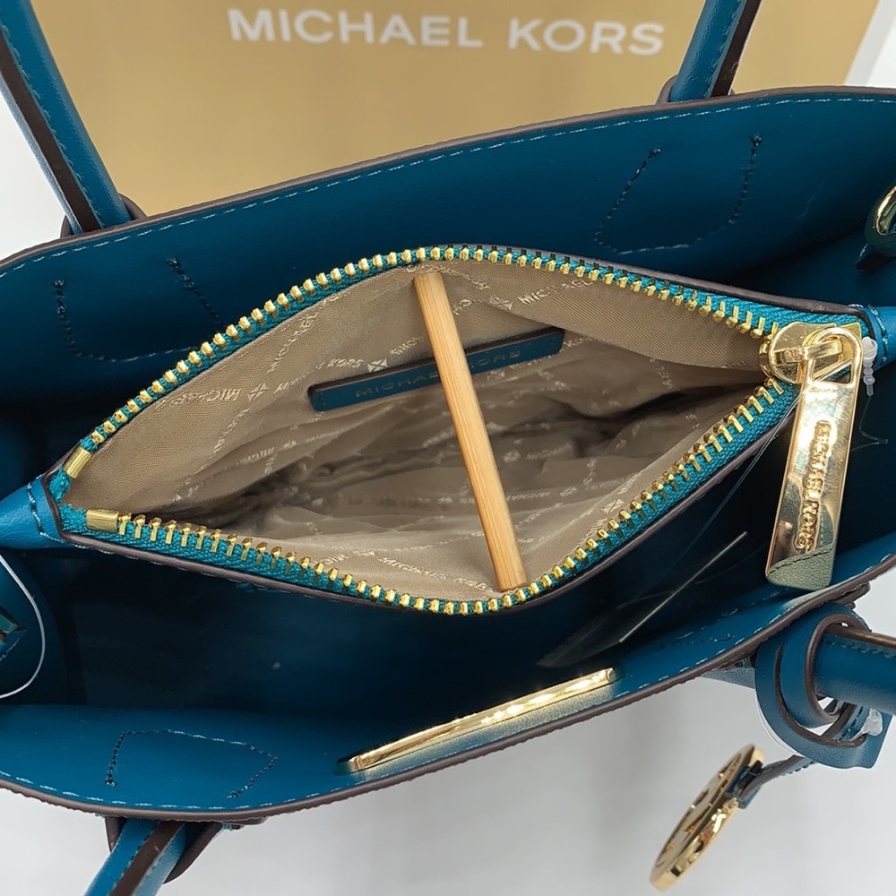 MICHAEL KORS MERCER MEDIUM MESSENGER CROSSBODY BAG & MEDIUM ZIP AROUND W… - Picture 8 of 16